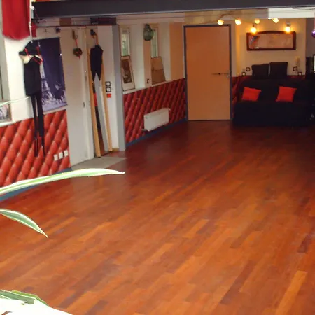 Bed & Breakfast Charenton شقة *