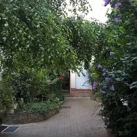Bed & Breakfast Charenton Apartamento *
